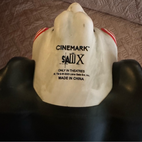 Saw jigsaw popcorn bucket - Picture 6 of 6